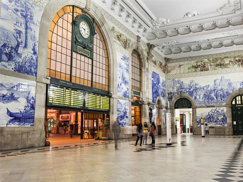 Sao Bento train station - Tile Arte - Real Embrace Services